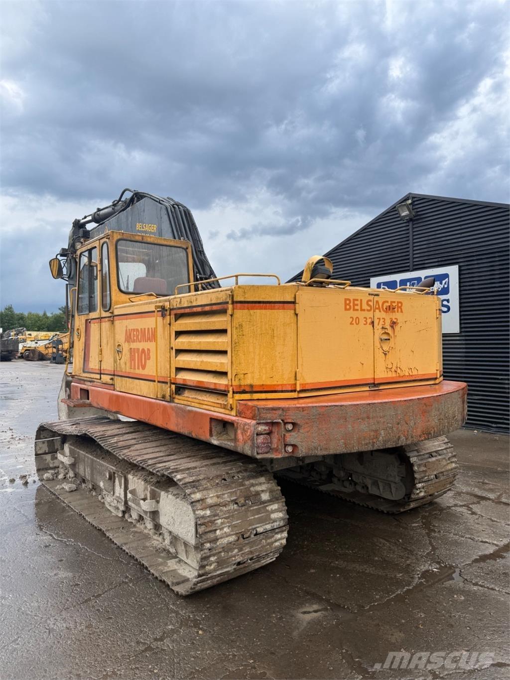 Åkerman H10B Rupsgraafmachines