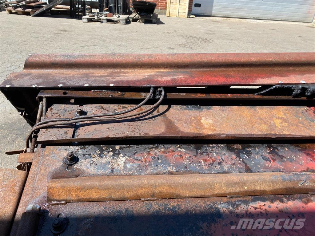 CASE 1680 Accessoires voor maaidorsmachines