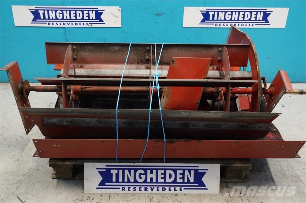 CASE 1680 Zand- en zoutstrooimachines