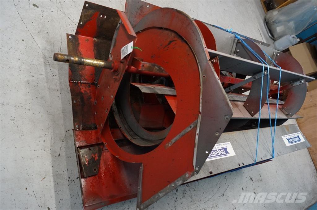 CASE 1680 Zand- en zoutstrooimachines