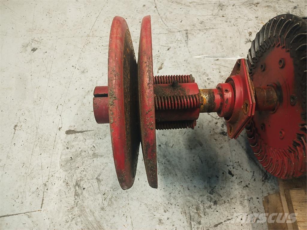 CASE 2388 Zand- en zoutstrooimachines