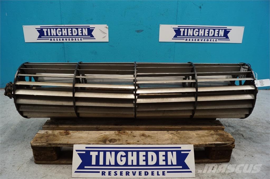 CASE 8010 Zand- en zoutstrooimachines