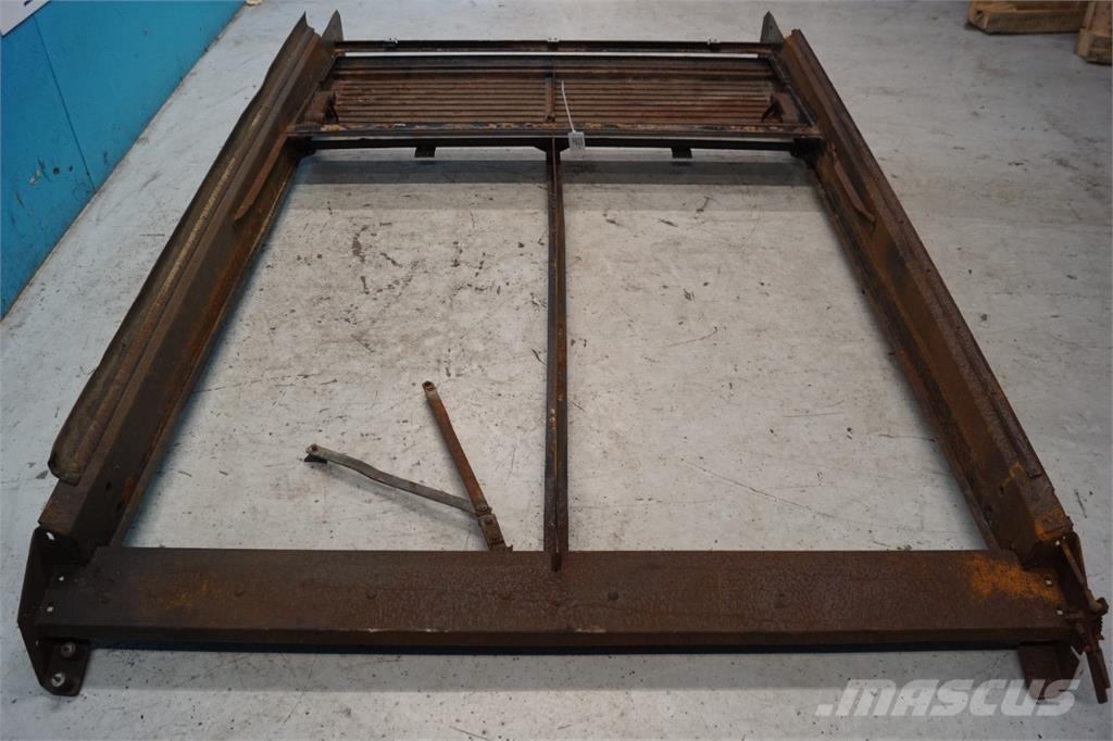 CASE 8010 Zand- en zoutstrooimachines