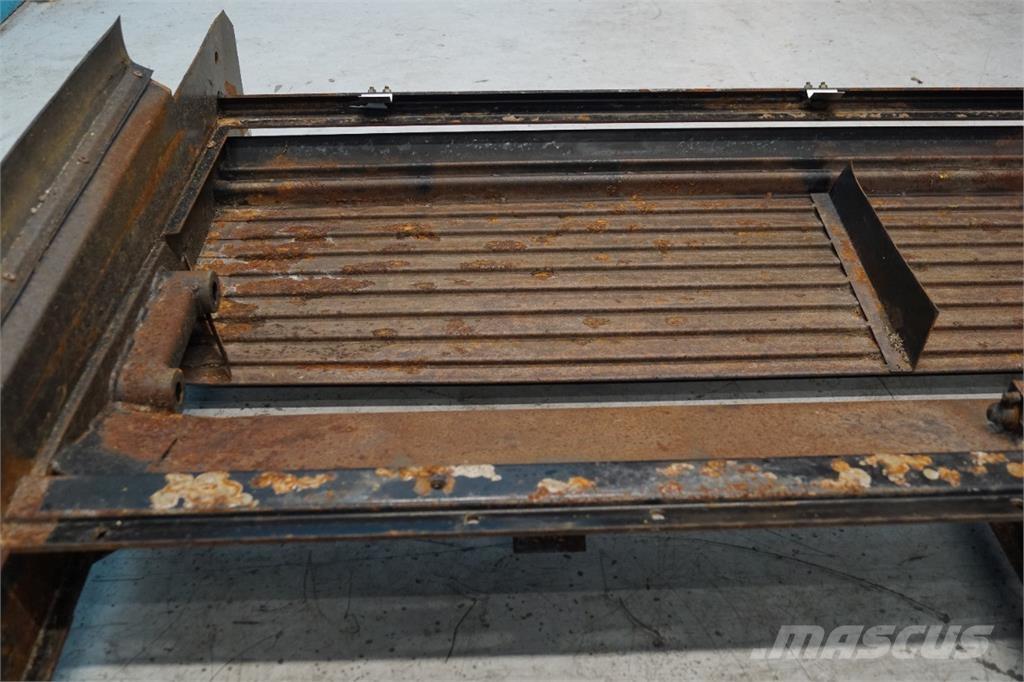 CASE 8010 Zand- en zoutstrooimachines