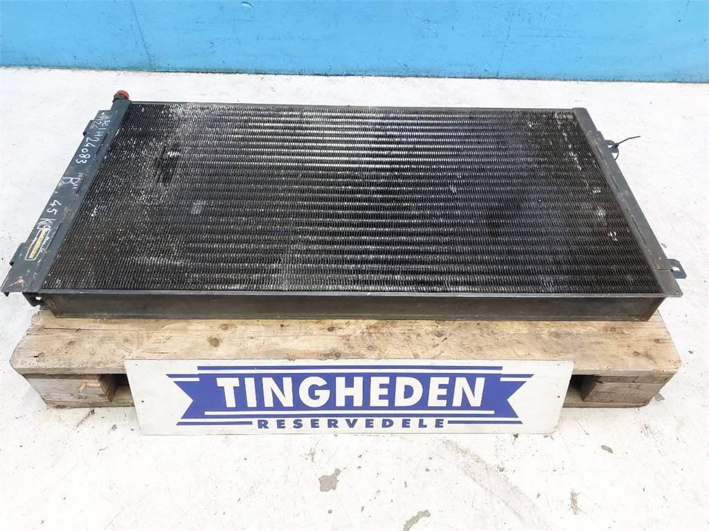 CASE 9120 Radiatoren