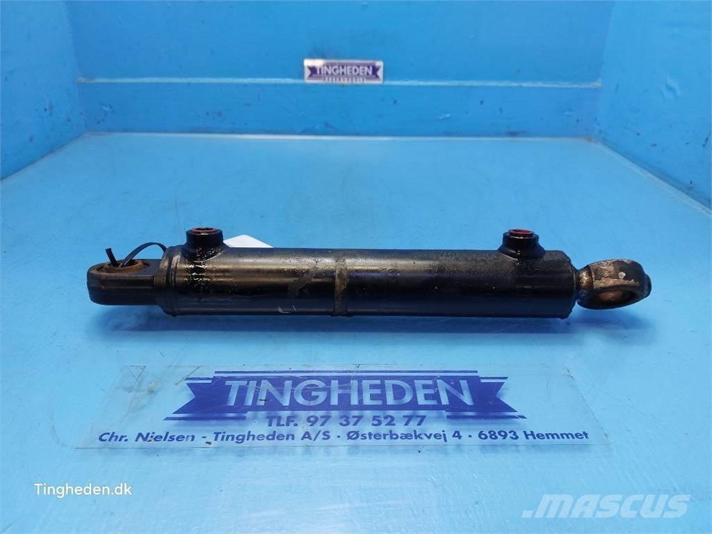 CASE Farmall 95A Hydraulics