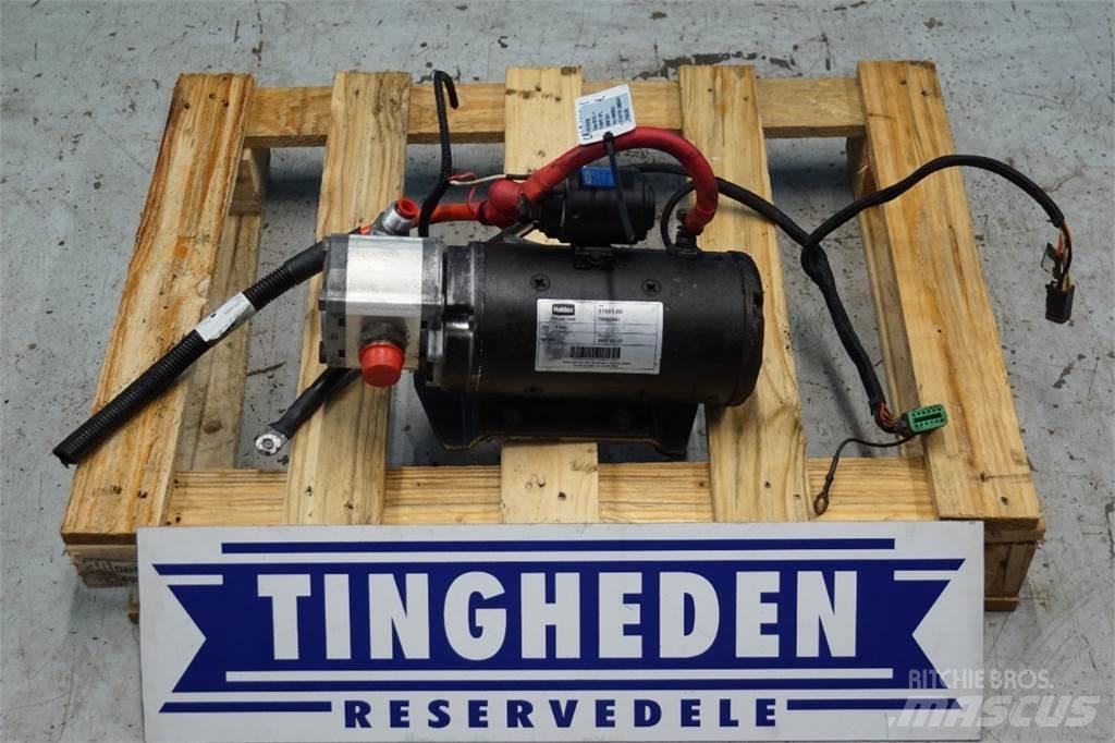 Case IH 621D Hydraulics