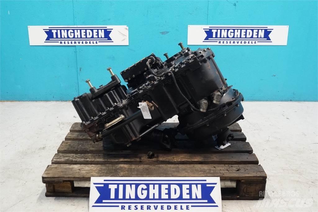 Case IH 621D Transmissie