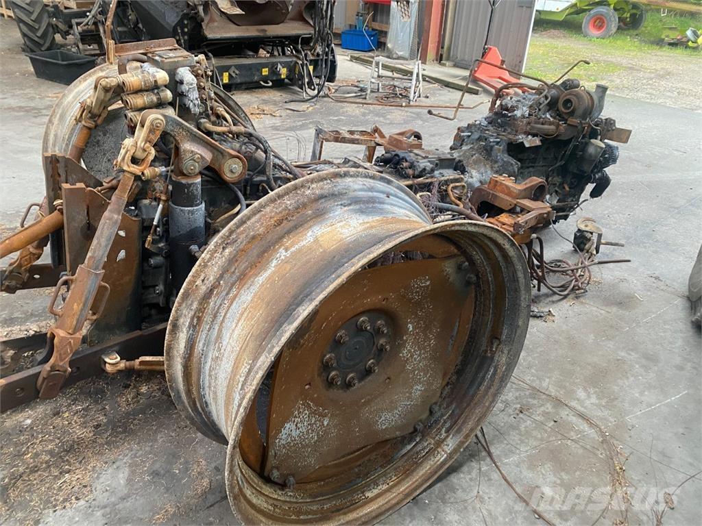 CASE Maxxum 115 Tractoren