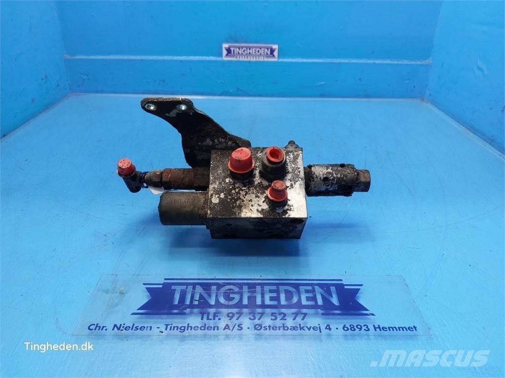 CASE Puma 185 Hydraulics