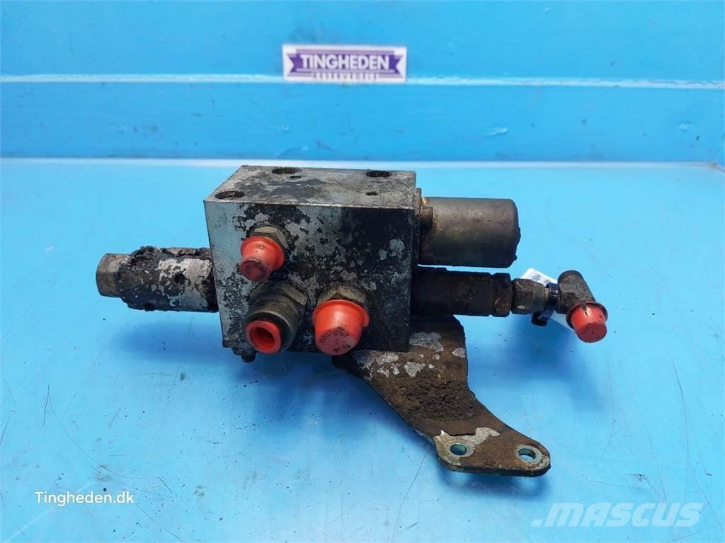 CASE Puma 185 Hydraulics