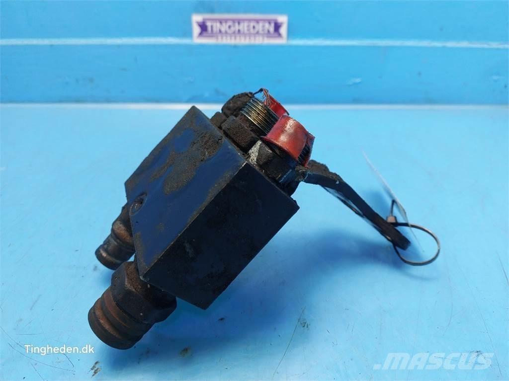 CASE Puma 185 Hydraulics