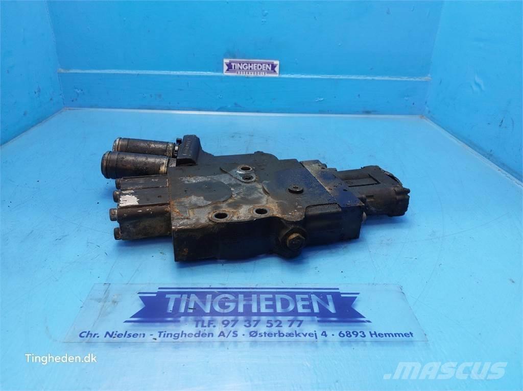 CASE Puma 185 Hydraulics