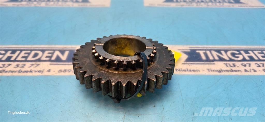 Deutz M2680 Transmissie