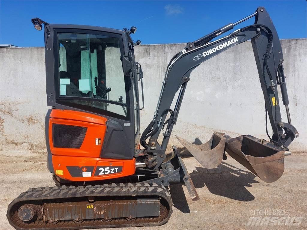 Eurocomach 25ZT Minigraafmachines < 7t