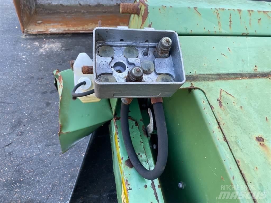 Fendt 8350 Accessoires voor maaidorsmachines