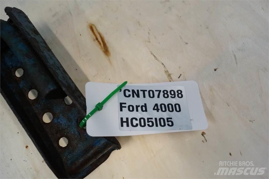 Ford 4000 Cabine en interieur