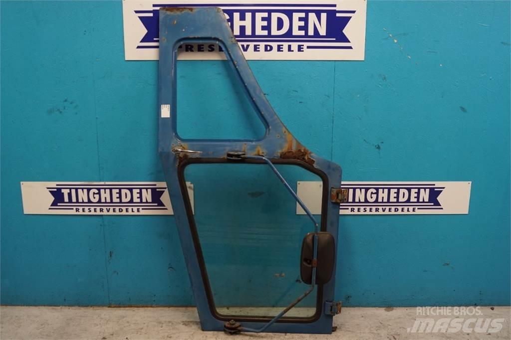 Ford 7600 Cabine en interieur