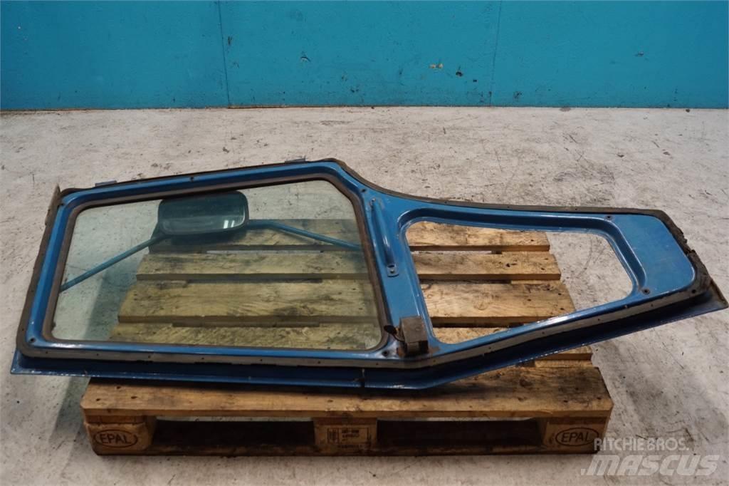 Ford 7600 Cabine en interieur