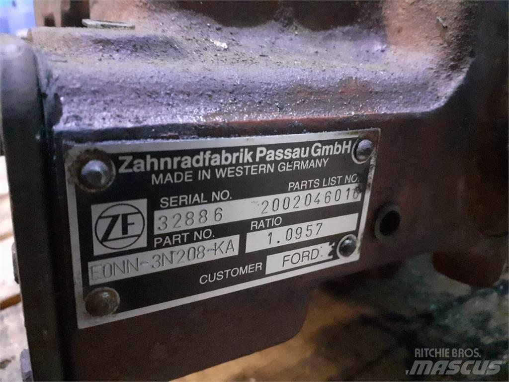 Ford 7710 Transmissie