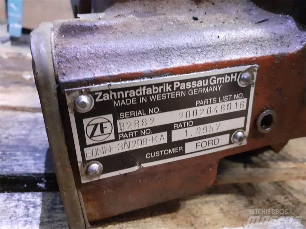 Ford 7710 Transmissie