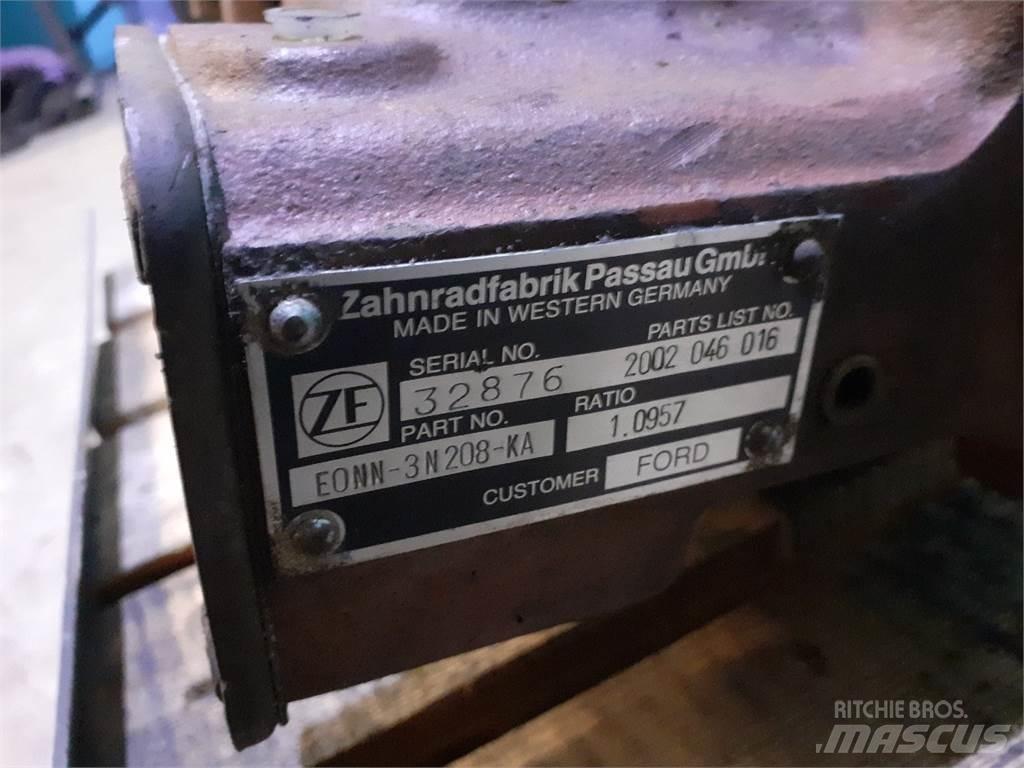 Ford 7710 Transmissie