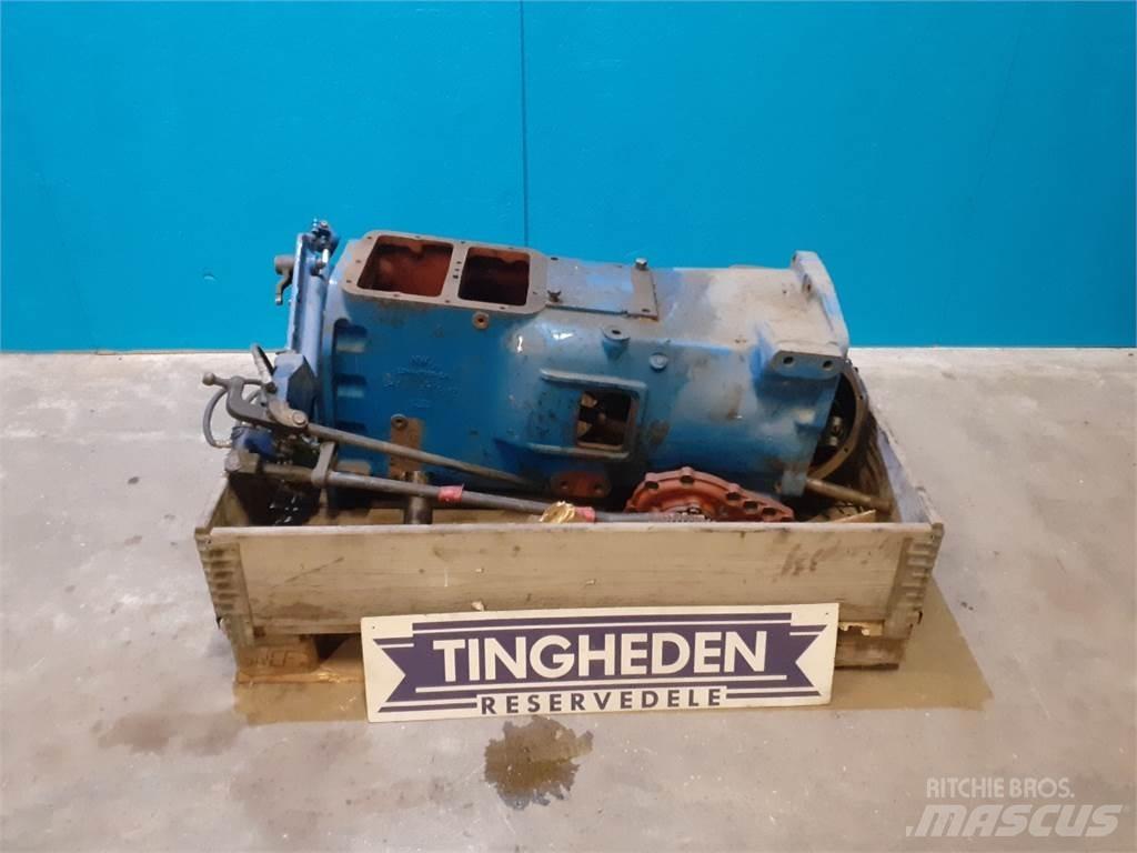 Ford 8210 Transmissie