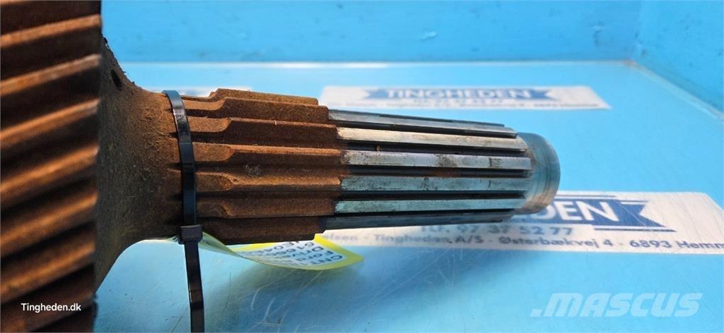 Ford 8260 Transmissie