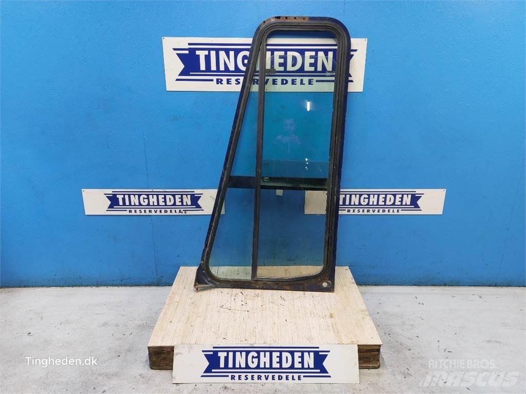  Hannonag 70E Cabine en interieur