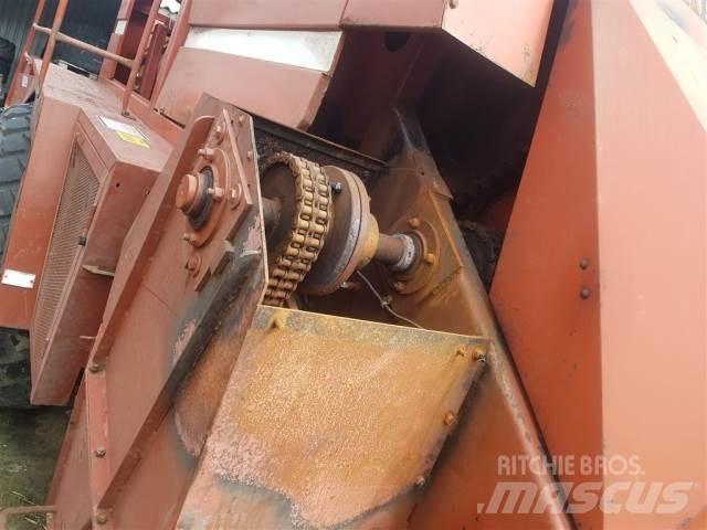 Hesston 4700 Vierkante balenpers