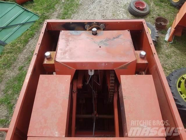Hesston 4700 Vierkante balenpers