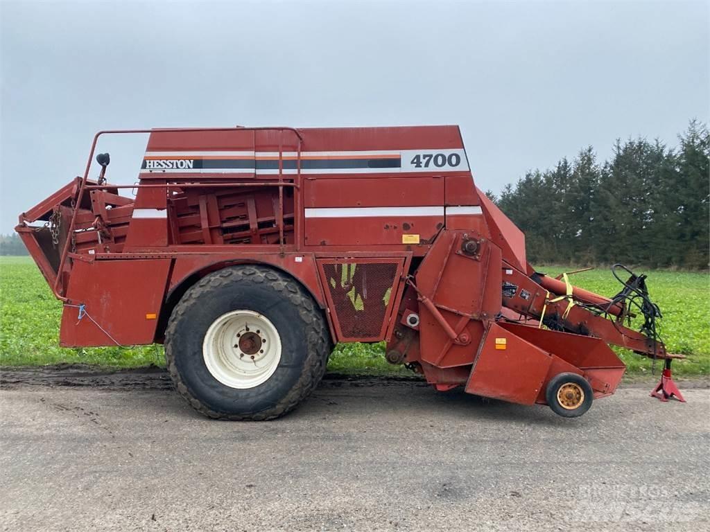 Hesston 4700 Vierkante balenpers
