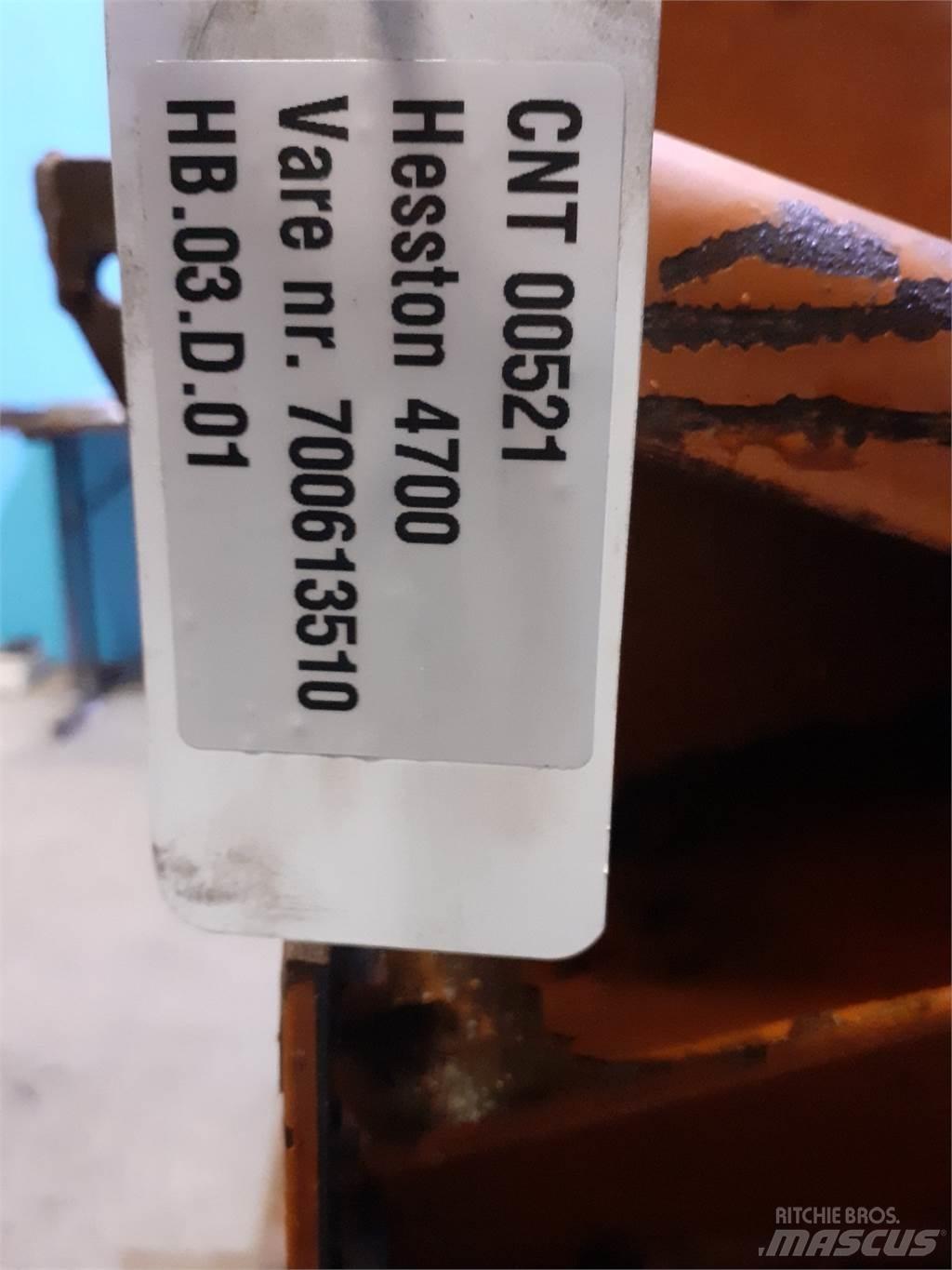 Hesston 4700 Overige hooi- en voedergewasmachines