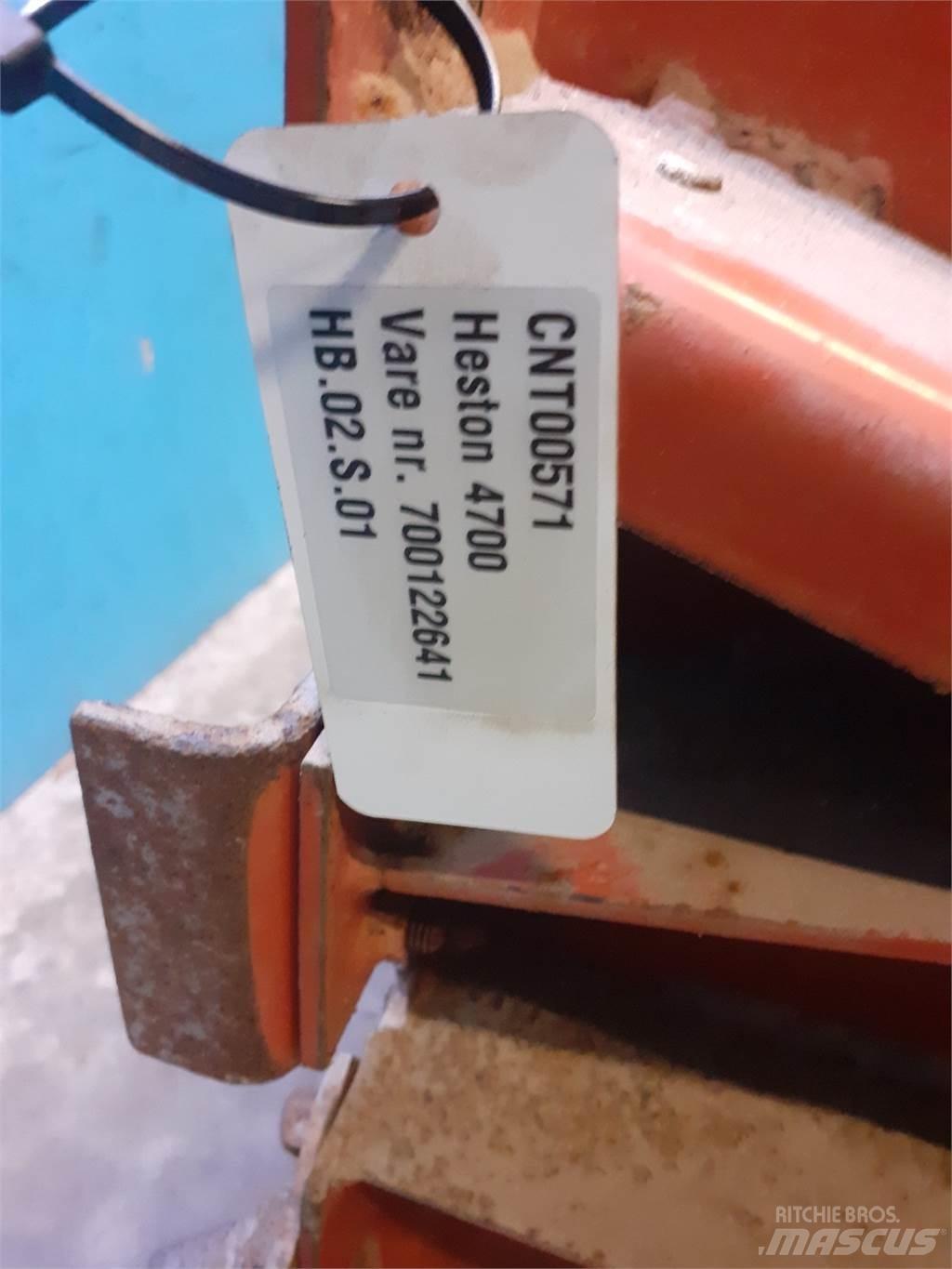 Hesston 4700 Overige hooi- en voedergewasmachines