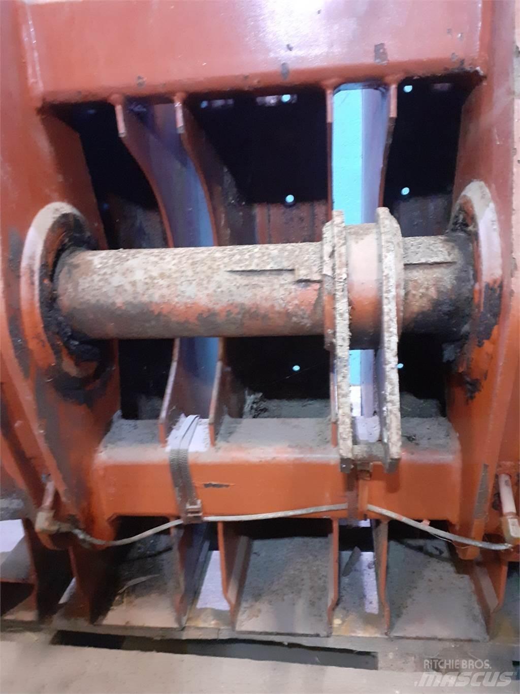Hesston 4700 Overige hooi- en voedergewasmachines