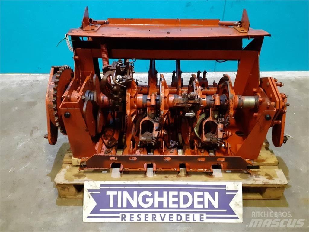 Hesston 4700 Overige hooi- en voedergewasmachines