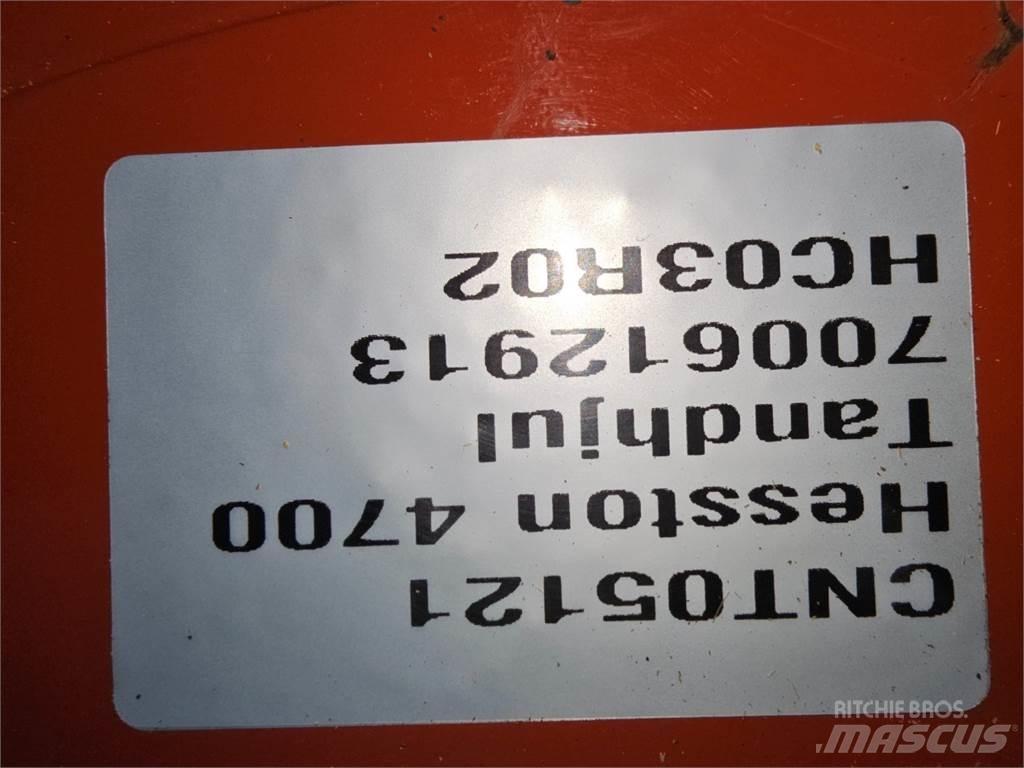 Hesston 4700 Overige hooi- en voedergewasmachines
