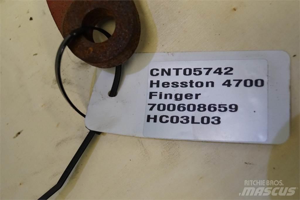 Hesston 4700 Balenklemmen