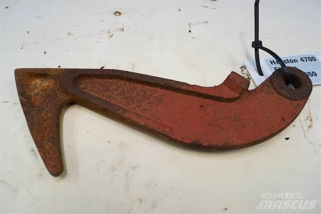 Hesston 4700 Balenklemmen