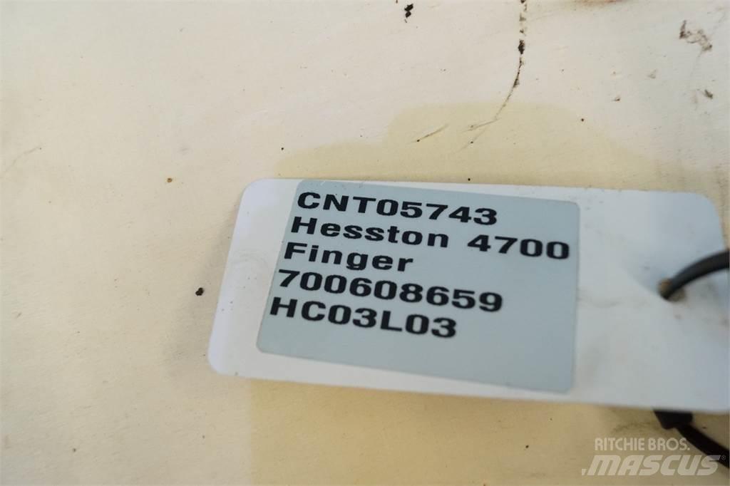 Hesston 4700 Balenklemmen