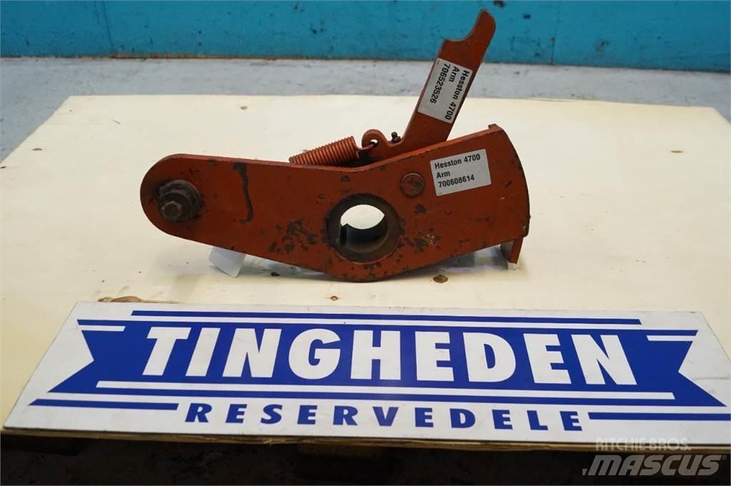 Hesston 4700 Overige hooi- en voedergewasmachines