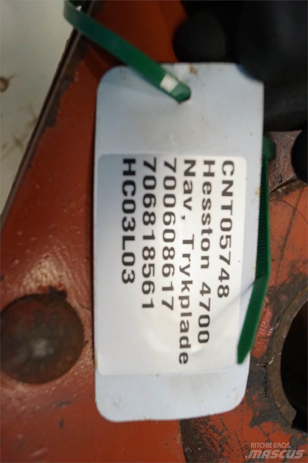 Hesston 4700 Overige hooi- en voedergewasmachines