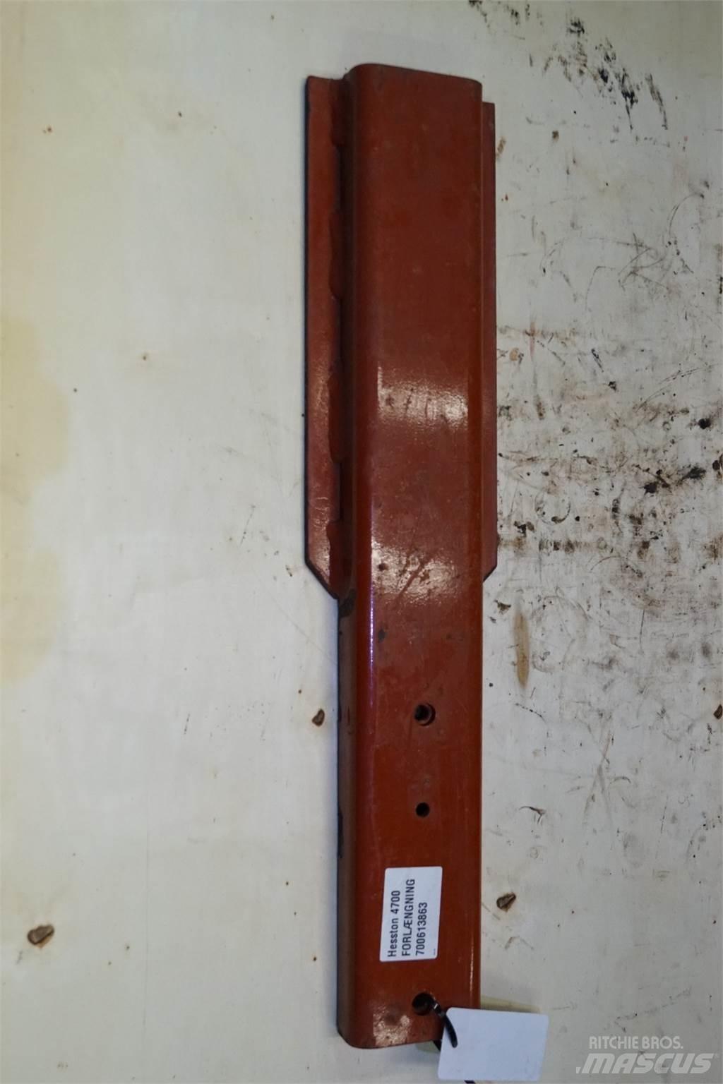 Hesston 4700 Balenklemmen