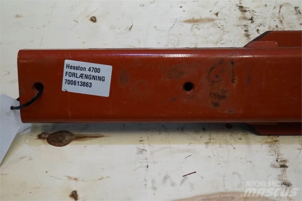 Hesston 4700 Balenklemmen