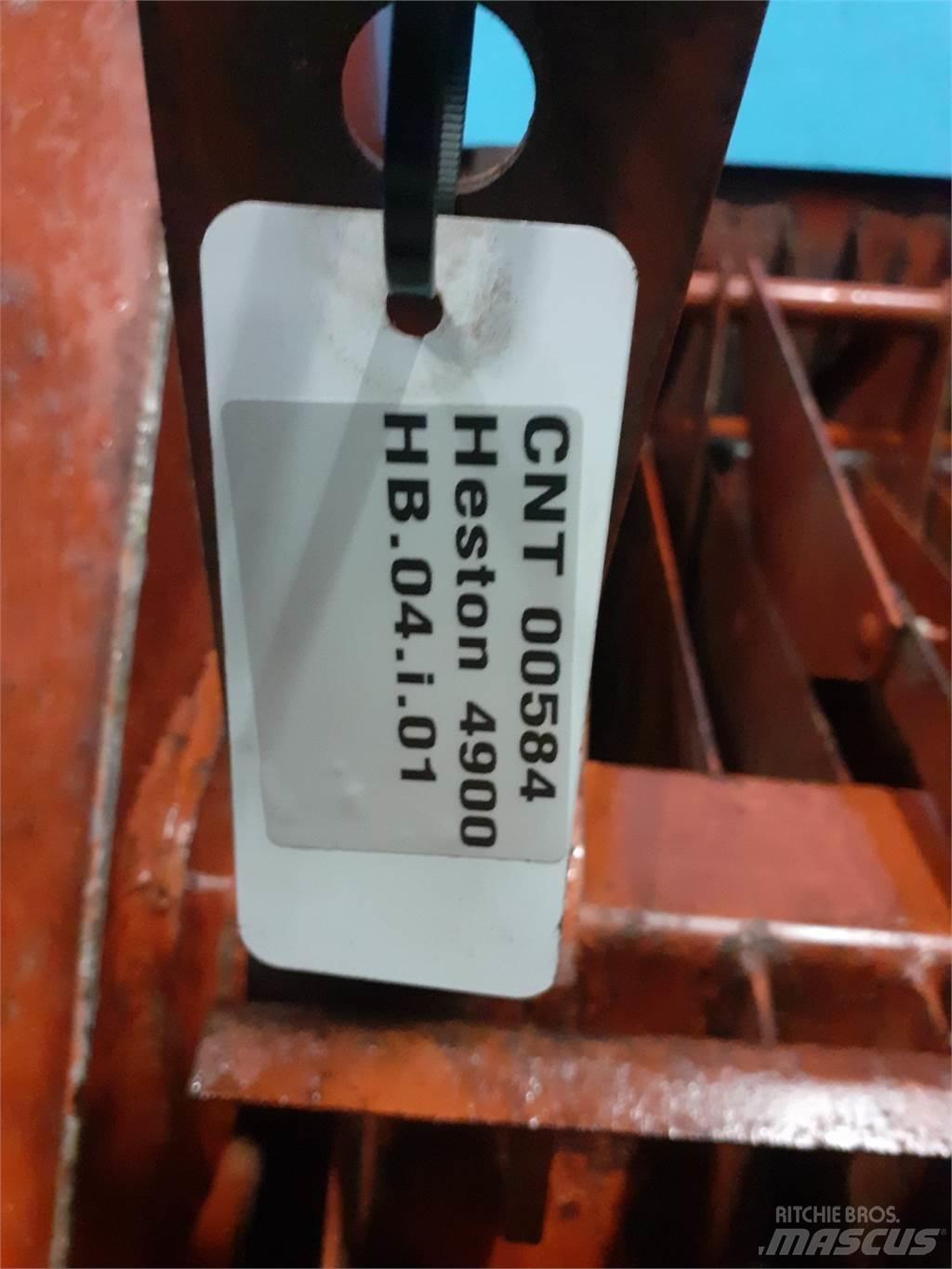 Hesston 4900 Overige hooi- en voedergewasmachines