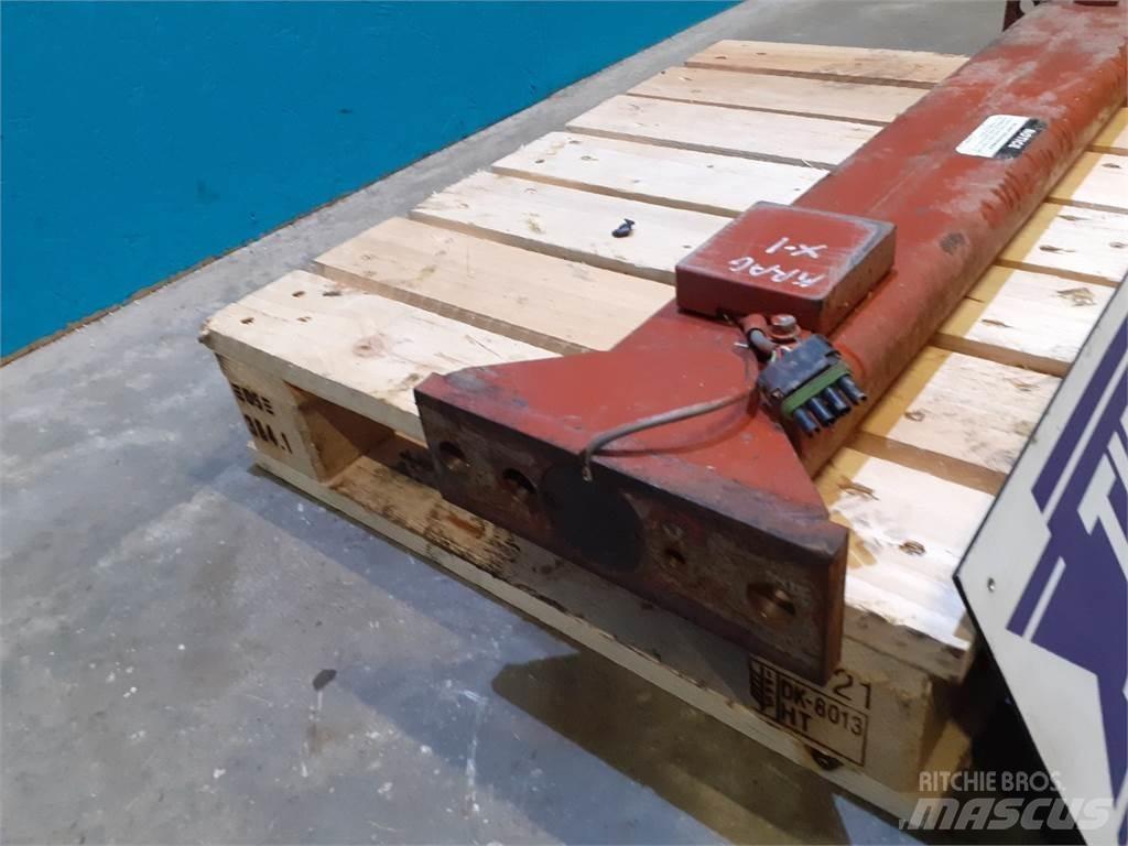 Hesston 4900 Overige hooi- en voedergewasmachines