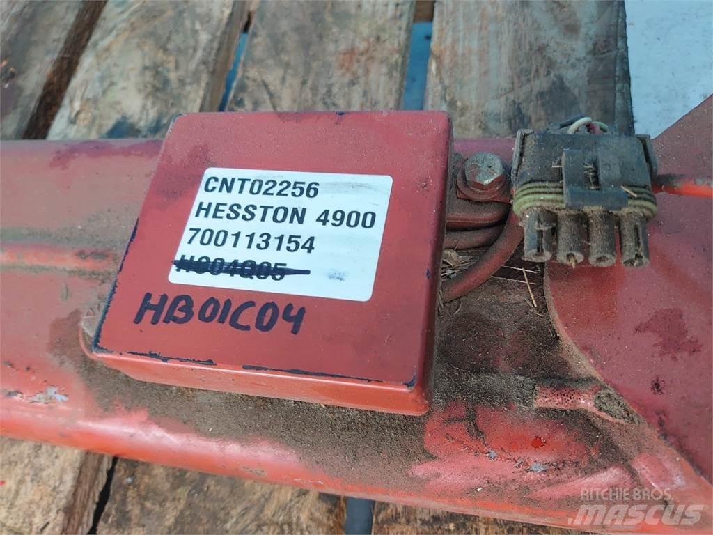 Hesston 4900 Overige hooi- en voedergewasmachines