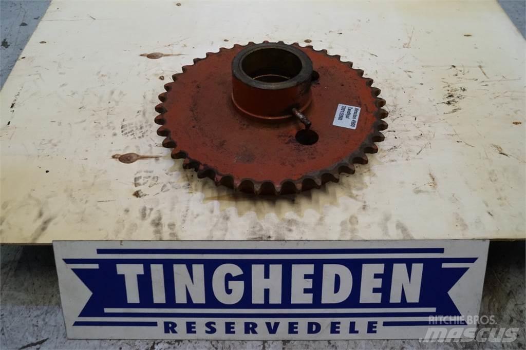 Hesston 4900 Overige hooi- en voedergewasmachines