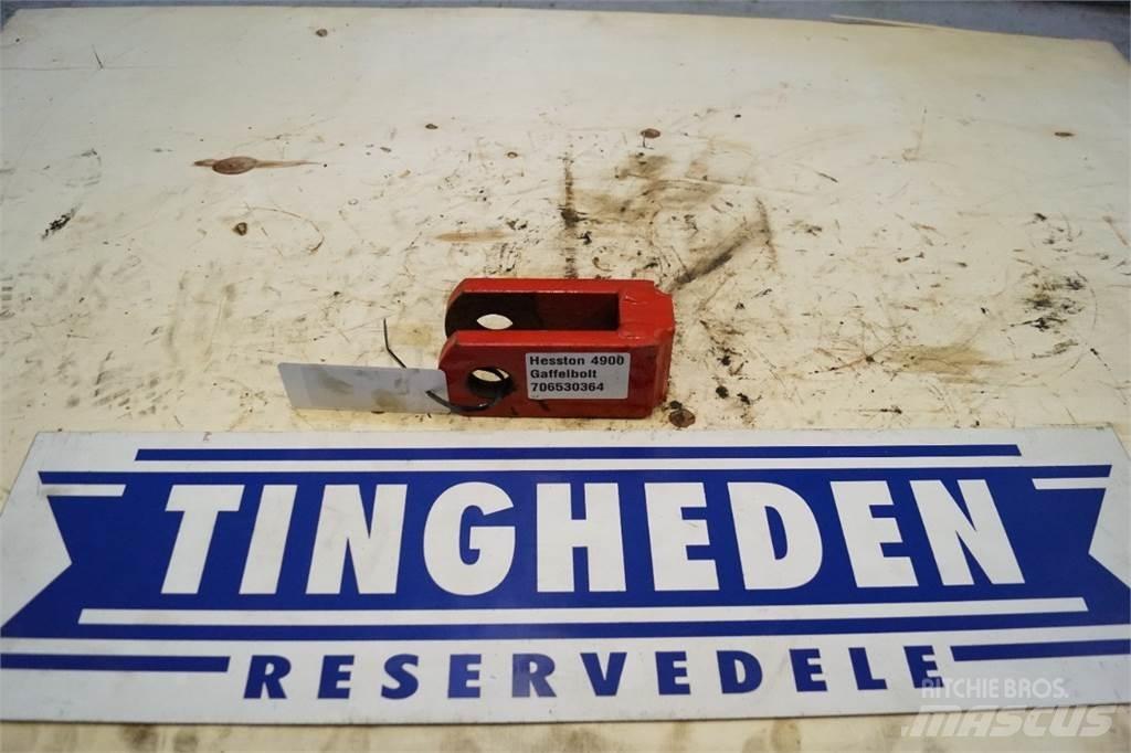 Hesston 4900 Overige hooi- en voedergewasmachines