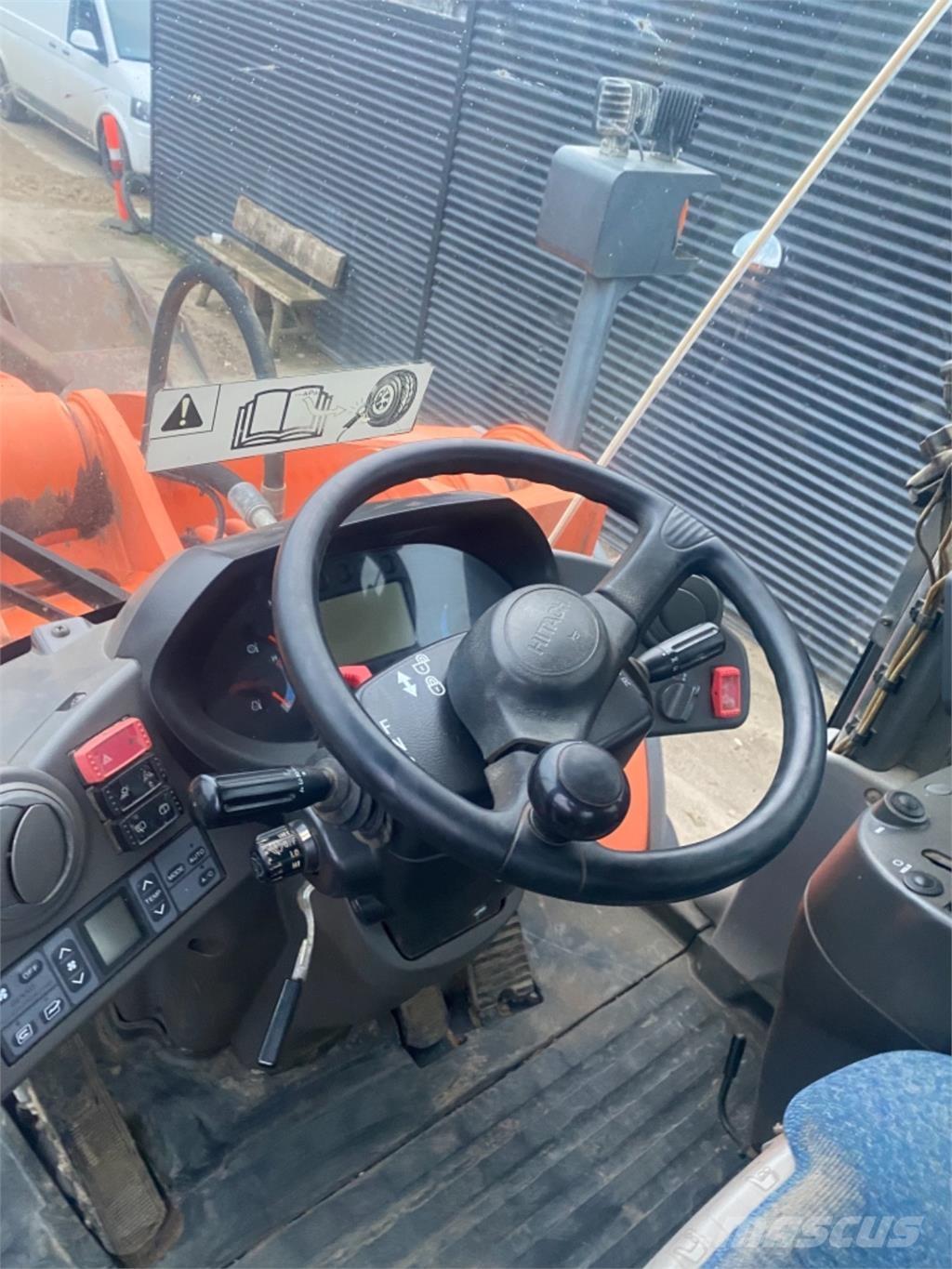 Hitachi ZW310 Wielladers